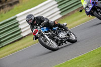 Vintage-motorcycle-club;eventdigitalimages;mallory-park;mallory-park-trackday-photographs;no-limits-trackdays;peter-wileman-photography;trackday-digital-images;trackday-photos;vmcc-festival-1000-bikes-photographs